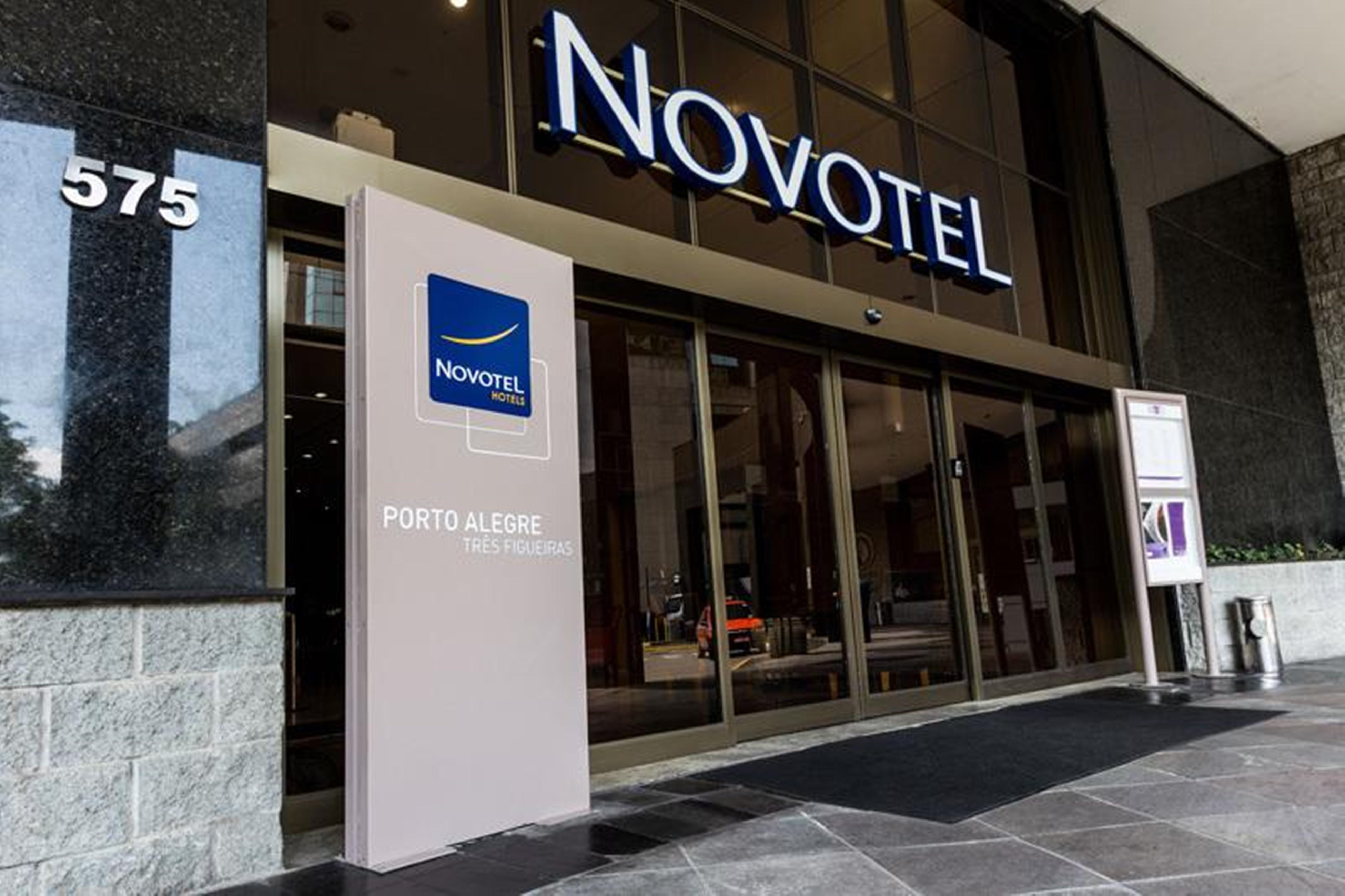 Novotel Porto Alegre Três Figueiras Exterior foto